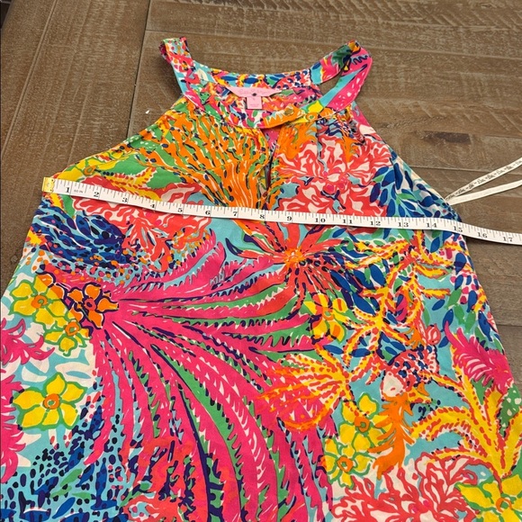 Lilly Pulitzer Sz XS Rogan Top Fishing For Compliments Halter Top
Silk - Picture 3 of 6